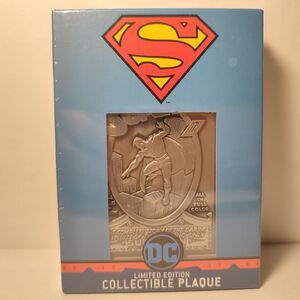 Superman Metal Card Official DC Comics Limited Edition Figurine